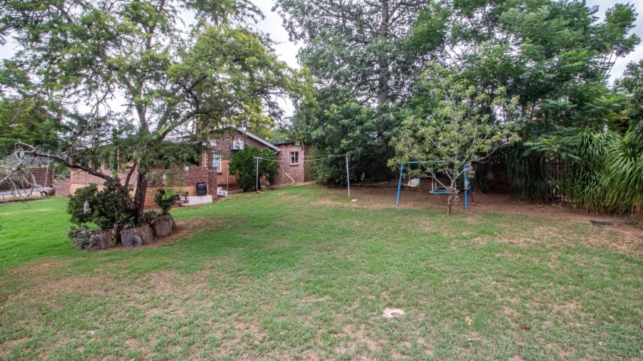 9 Bedroom Property for Sale in West Bank Eastern Cape